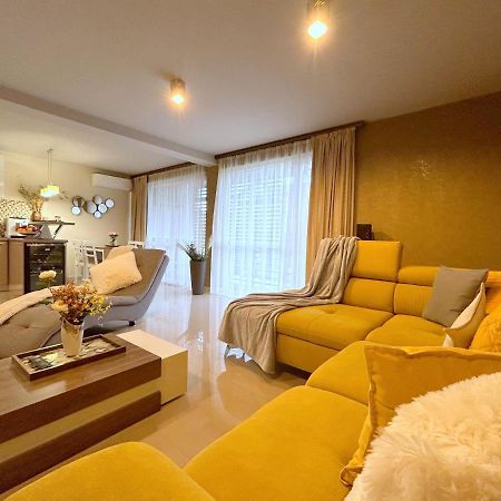 Thea Apartment Timișoara Zewnętrze zdjęcie