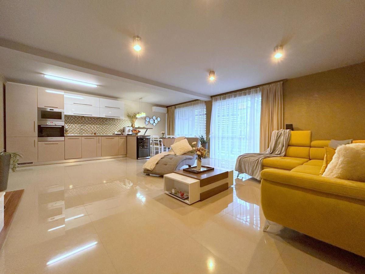 Thea Apartment Timișoara Zewnętrze zdjęcie
